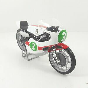 yzzr[@͌^ԁ@ԁ@[VOJ[ goCN}ntB[h112moto bike yamaha rd05 5 phil read 1968 altaya