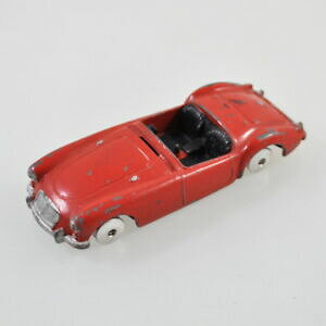 �y���������z�z�r�[�@�͌^�ԁ@�ԁ@���[�V���O�J�[ �R�[�M�[corgi jouets mga rougered