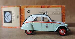yzzr[@͌^ԁ@ԁ@[VOJ[ AVFbg^NV[{bNXRNVnorev hachette citroen 2cv azl taxi 1957 boite 143 collection