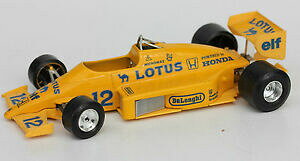 yzzr[@͌^ԁ@ԁ@[VOJ[ [XJ[[^Xjouet ancien voiture de course burago lotus 97 t 124 l 20 cm