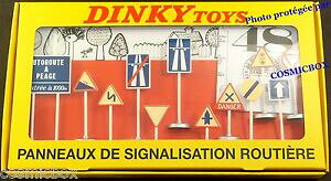 yzzr[@͌^ԁ@ԁ@[VOJ[ {bNXIboite de 12 panneaux de signalisation routiere dinky toys auto route ref 593
