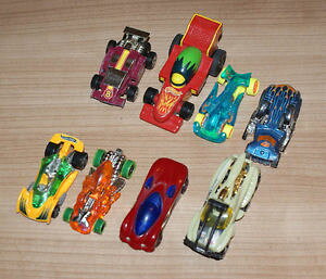 �y���������z�z�r�[�@�͌^�ԁ@�ԁ@���[�V���O�J�[ o8 x vehicules melange hotwheels no 86