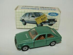 【送料無料】ホビー 模型車 車 レーシングカー コーギージュニアフォードボックスメタリックエスコートcorgi juniors 56175 ford escort vert metallique comme neuf in box