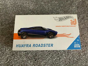 yzzr[@͌^ԁ@ԁ@[VOJ[ zbgzC[[hX^[hot wheels id huayra roadster neuf