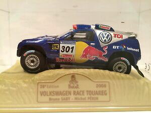 yzzr[@͌^ԁ@ԁ@[VOJ[ [Xbhup_J[XP[volkswagen race touareg red bull paris dakar 2006 scale 143 norev