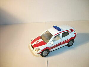 �y���������z�z�r�[�@�͌^�ԁ@�ԁ@���[�V���O�J�[ sikutoyota rav 4 nr 1431 urgences