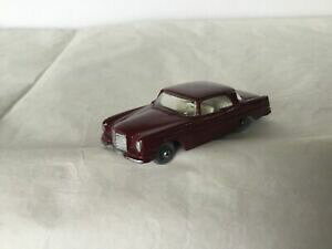 yzzr[@͌^ԁ@ԁ@[VOJ[ }b`ZfXmatchbox n 53 mercedes 220 se 1962 etat neuf sans boite