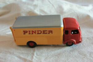 �y���������z�z�r�[�@�͌^�ԁ@�ԁ@���[�V���O�J�[ �~�j�`���A�J�[�J�[�Svoiture miniature n61 pinder dinky toys simca cargo 1