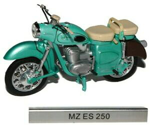 yzzr[@͌^ԁ@ԁ@[VOJ[ hCcAgXRNVI[goCfmz es 250 vert rda atlas collection 124 modellcarsonline modele moto avec