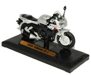 yzzr[@͌^ԁ@ԁ@[VOJ[ }nVo[ClClI[goCfyamaha fz1 fazer argent 2006 118 motormax modele moto avec ou sans indi