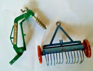 yzzr[@͌^ԁ@ԁ@[VOJ[ t@[|XgXvb_[ob`Wubritains farm post hole digger et dinky epandeur 27 job lot