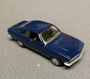 �y���������z�z�r�[�@�͌^�ԁ@�ԁ@���[�V���O�J�[ �I�y���}���^���b�hpilen 143 opel manta rouge