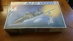 yzzr[@͌^ԁ@ԁ@[VOJ[ {bNXkI[Hesci saab aj 37 viggen 148 sealed box sigillato nuovo