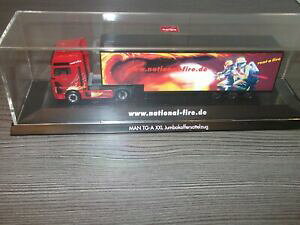 【送料無料】ホビー 模型車 車 レーシングカー ジャンボスーツケースセミトレーラショーケースデherpa man tga xxl jumbo valise semiremorquewwwnationalfirede dans vitrine 187