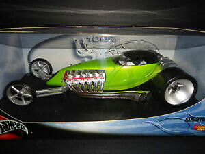 �y���������z�z�r�[�@�͌^�ԁ@�ԁ@���[�V���O�J�[ hotwheels legerement modifie vert 118