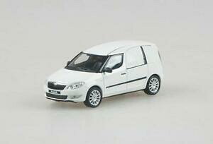 yzzr[@͌^ԁ@ԁ@[VOJ[ VR_zCgLfBfskoda praktik 2008 white candy 143 model abrex