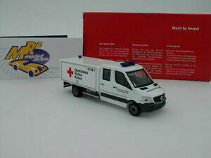 【送料無料】ホビー 模型車 車 レーシングカー メルセデスベンツスプリンターダブルキャブスーツケースコンゴherpa 093651mercedesbenz sprinter doublecabine valise rdc staufen 187