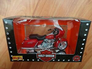 yzzr[@͌^ԁ@ԁ@[VOJ[ NVbNn[[_rbh\I[goCOCh118 maisto classic 2000 fltr road glide rouge harley davidson moto velo