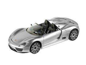 yzzr[@͌^ԁ@ԁ@[VOJ[ |VFXpC_[ffcartronic rc voiture porsche 918 spyder modele 124 telecommande modele cadeau jouet