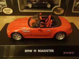yzzr[@͌^ԁ@ԁ@[VOJ[ [hX^[}LVJ[NVbNbmw roadster m en plaine rouge 143 par maxi voiture old skool classique voiture