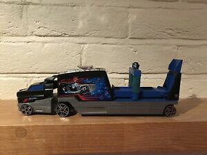 yzzr[@͌^ԁ@ԁ@[VOJ[ }ezbgzC[K[hLAhot wheels de mattel garde il propre transporteur tres bon etat