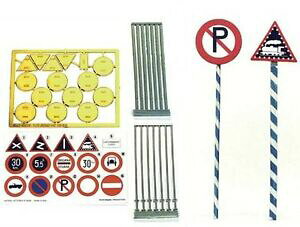 yzzr[@͌^ԁ@ԁ@[VOJ[ frNgAC^AXJmodel victoria italian road signals scala 135 cod4036