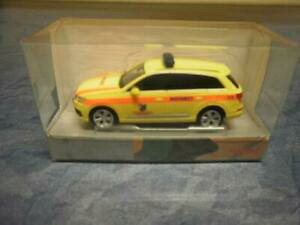 yzzr[@͌^ԁ@ԁ@[VOJ[ AEfBZ^[nm[o[herpa voiture audi q7 de sauvetage centre armee hanovre 700672