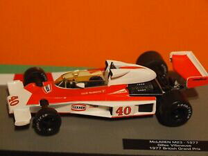 【送料無料】ホビー 模型車 車 レーシングカー ジルヴィルヌーヴサーキットマクラーレンスケール1977 f1 gilles villeneuve mclaren m23 echelle 143
