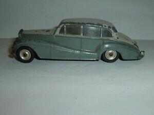 �y���������z�z�r�[�@�͌^�ԁ@�ԁ@���[�V���O�J�[ ���[���X���C�X�V���o�[dinky 150 rolls royce silver wraith se sont restaurer voir photos