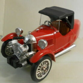 【送料無料】ホビー　模型車　車　レーシングカー モデルスケールbrumm echelle 143 en metal modeler4 cyclecar darmont 1929 rouge