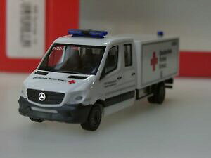 yzzr[@͌^ԁ@ԁ@[VOJ[ ZfXXv^[_uLuX[cP[XRSherpa mercedes sprinter doublecabine avec valise rdc staufen 093651 187