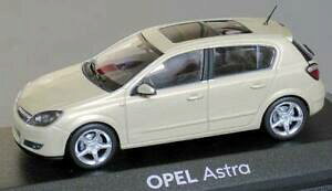 yzzr[@͌^ԁ@ԁ@[VOJ[ IyAXg~j`Aopel astra voiture miniature 143