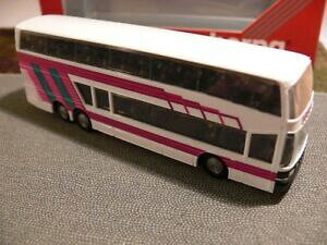 yzzr[@͌^ԁ@ԁ@[VOJ[ ZgsN187 herpa setra 228 dt 3 axe blanc pink
