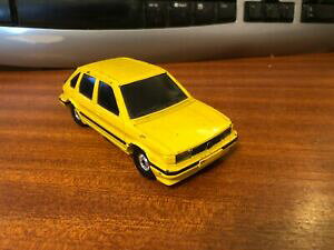 �y���������z�z�r�[�@�͌^�ԁ@�ԁ@���[�V���O�J�[ �R�[�M�[corgi mg maestro 1600jaune