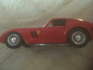 yzzr[@͌^ԁ@ԁ@[VOJ[ tF[fburago ferrari gto 118 1962 modele