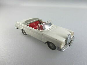 �y���������z�z�r�[�@�͌^�ԁ@�ԁ@���[�V���O�J�[ �����Z�f�X�J�u���I��wiking mercedes 280 se cabriolet 1 w