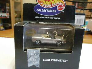 �y���������z�z�r�[�@�͌^�ԁ@�ԁ@���[�V���O�J�[ �z�b�g�z�C�[���O�b�Yhot wheels collectibles 22056 1998 corvetteneuf a partir de 1998 rare