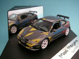 【送料無料】ホビー 模型車 車 レーシングカー ルノーマキシメガーヌ7711147609 renault maxi megane presentacion 143