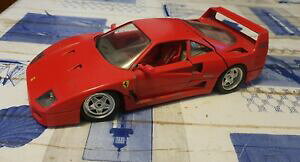 �y���������z�z�r�[�@�͌^�ԁ@�ԁ@���[�V���O�J�[ �t�F���[��burago ferrari f40 118