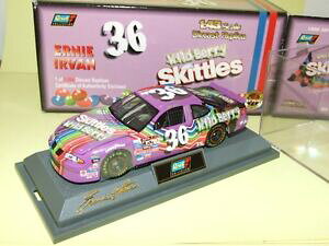 �y���������z�z�r�[�@�͌^�ԁ@�ԁ@���[�V���O�J�[ �|���e�B�A�b�N�X�`�����[�gpontiac nascar 1998 skittles e irvan stewart revell