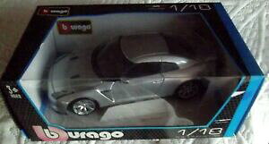 yzzr[@͌^ԁ@ԁ@[VOJ[ Vo[bburago 118 nissan gtr 2009 silver no 1812079