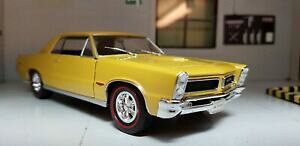 yzzr[@͌^ԁ@ԁ@[VOJ[ XP[|eBAbNS[f~j`AJ[g lgb 124 echelle 1965 pontiac gto v8 dore detaille welly voiture miniature