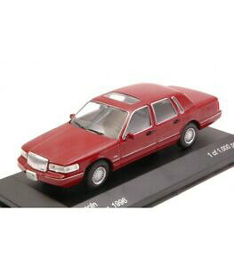 yzzr[@͌^ԁ@ԁ@[VOJ[ J[^EJ[lincoln town car 1996 amarant red 143