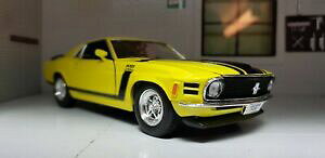 �y���������z�z�r�[�@�͌^�ԁ@�ԁ@���[�V���O�J�[ ���f���t�H�[�h�}�X�^���O�{�X�X�P�[���_�C�J�X�gmodele ford mustang 1970 boss jaune 124 echelle welly diecast detaille voiture