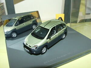 �y���������z�z�r�[�@�͌^�ԁ@�ԁ@���[�V���O�J�[ ���m�[�C�[�O�����j�o�[�T��renault scenic rx4 aigle universal hobbies