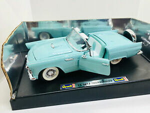 【送料無料】ホビー 模型車 車 レーシングカー ビンテージフォードサンダーバードvintage revell 118 ford thunderbird 1956 comme neuf