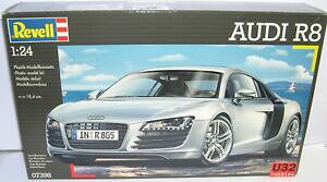 yzzr[@͌^ԁ@ԁ@[VOJ[ LbgAEfBrevell 07398 kit 124 audi r8