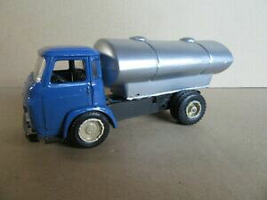 yzzr[@͌^ԁ@ԁ@[VOJ[ [gLbgvX`bN301m kit artisanal base norev plastique saviem sm 5c camionciterne 143