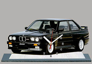 yzzr[@͌^ԁ@ԁ@[VOJ[ ~j`AhCcbmw m3 e3004, voiture allemande en horloge miniature sur socle