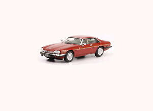 �y���������z�z�r�[�@�͌^�ԁ@�ԁ@���[�V���O�J�[ �W���K�[�X�P�[��jaguar xjs en rouge echelle 143 par whitebox whi288